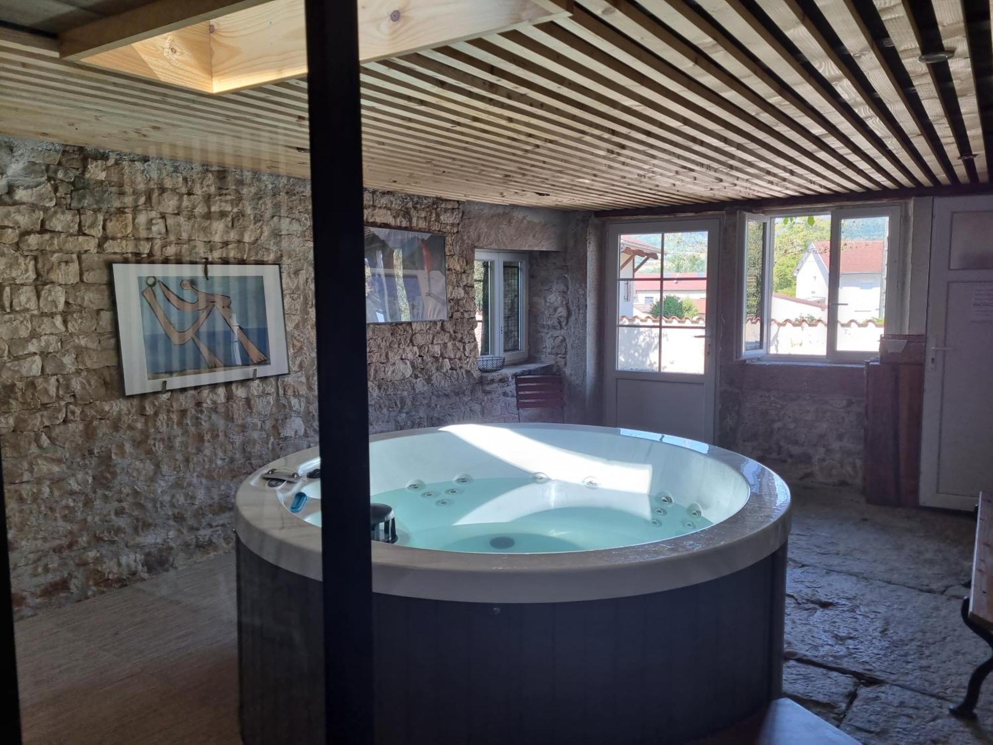 Gite De L'Ancheronne 12 Couchages Spa Lavans-sur-Valouse Luaran gambar